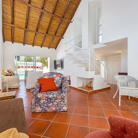 Al Fresco Villa