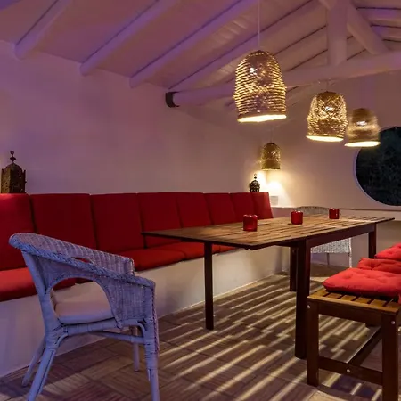 Al Fresco Villa